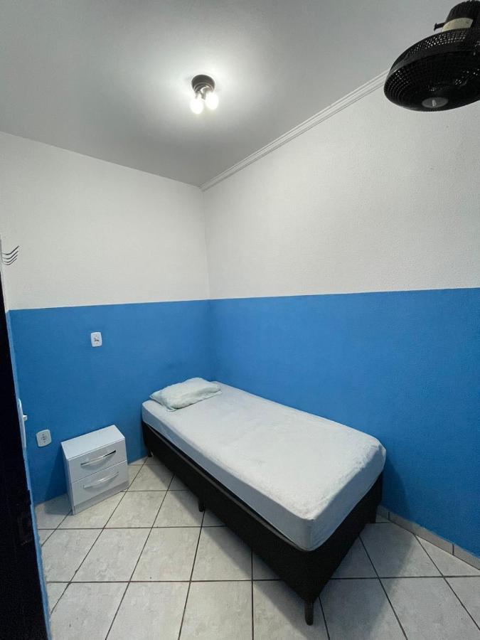 Portaria E Circulacao De Hospedes So Ate 23 Horas - Reabre As 5 Horas - Compartilhado Tompell Hostel Ponta Porã Eksteriør bilde
